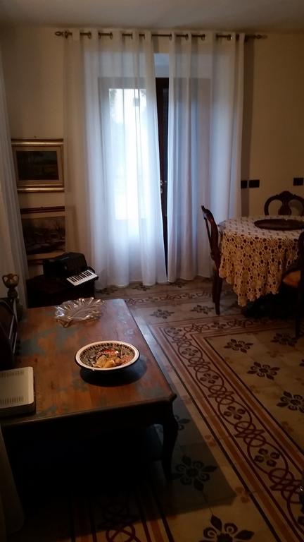 מרינה די פיזה Villa Salvini מראה חיצוני תמונה