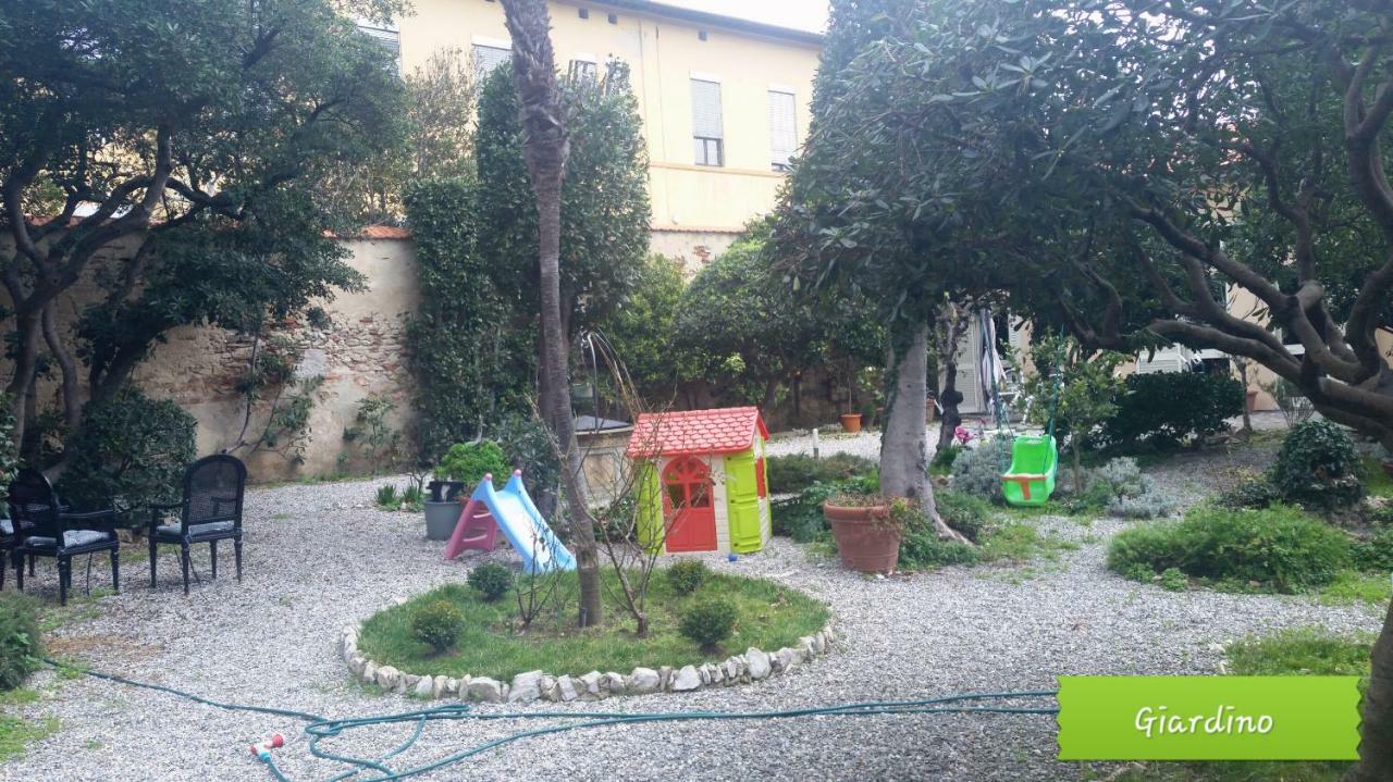מרינה די פיזה Villa Salvini מראה חיצוני תמונה